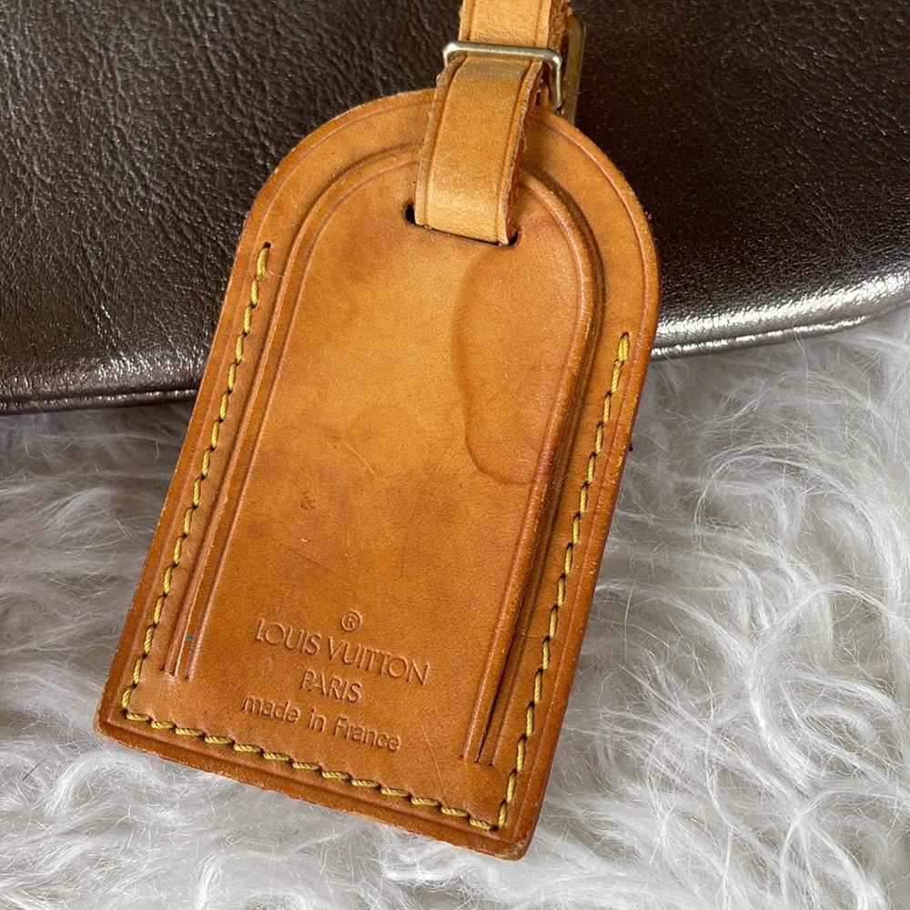 Louis Vuitton leather luggage tag & belt (poignet) set - Picture 2 of 10